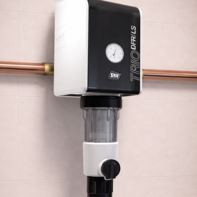 SYR Trio DFR-LS Connect - Rückspülfilter mit Druckminderer & Leckageschutz | kompatibel mit SYR Enthärtungsanlagen